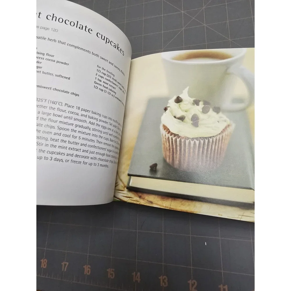 500 Cupcakes : The Only Cupcake Compendium You'll Ever Need by‎ Fergal...